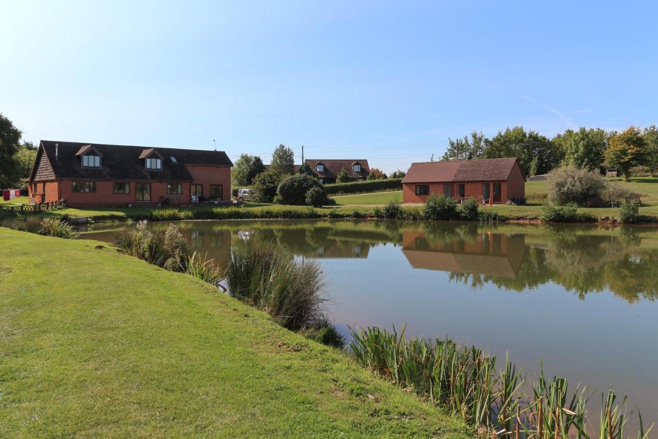 Bransford Farm Fishery & B & B Buitenkant foto