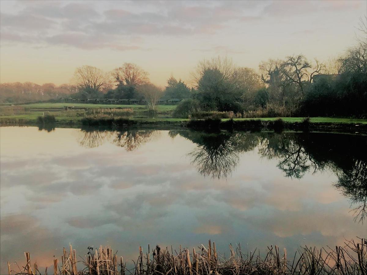 Bransford Farm Fishery & B & B Buitenkant foto